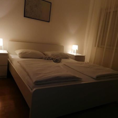 Veliki Park Villa Šabac Oda fotoğraf